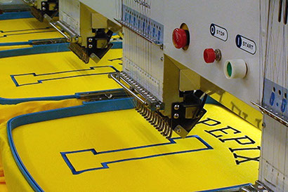 strojové vyšívání na textil